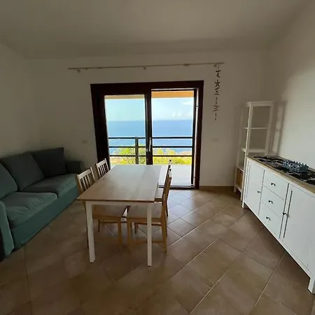 L'incantu, Costa Paradiso, Li Cossi Costa Paradiso