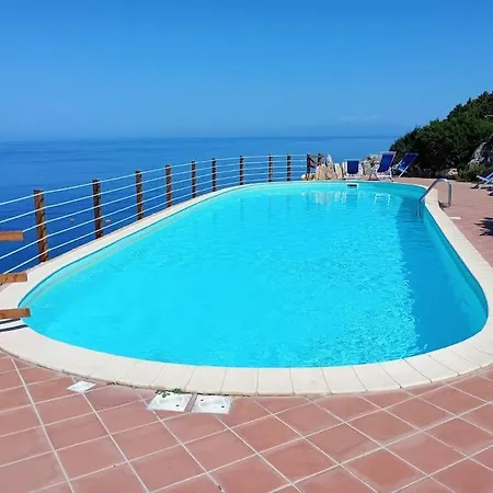 L'incantu, Costa Paradiso, Li Cossi Коста-Парадисо
