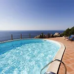 L'incantu, Costa Paradiso, Li Cossi Costa Paradiso
