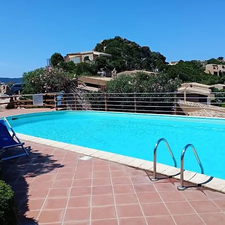 L'incantu, Costa Paradiso, Li Cossi * Costa Paradiso